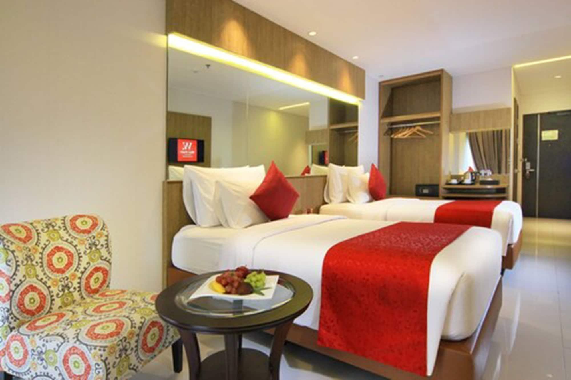 בנדונג West Point Hotel מראה חיצוני תמונה