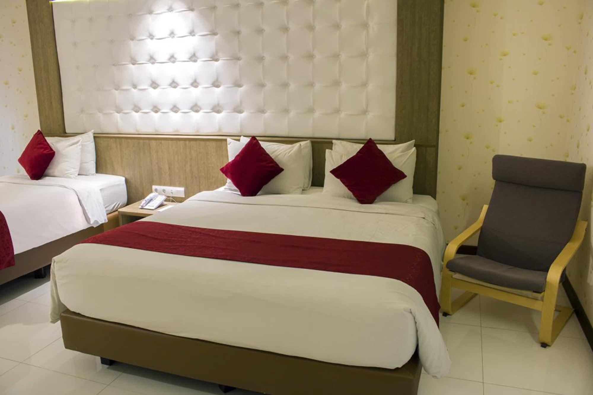 בנדונג West Point Hotel מראה חיצוני תמונה