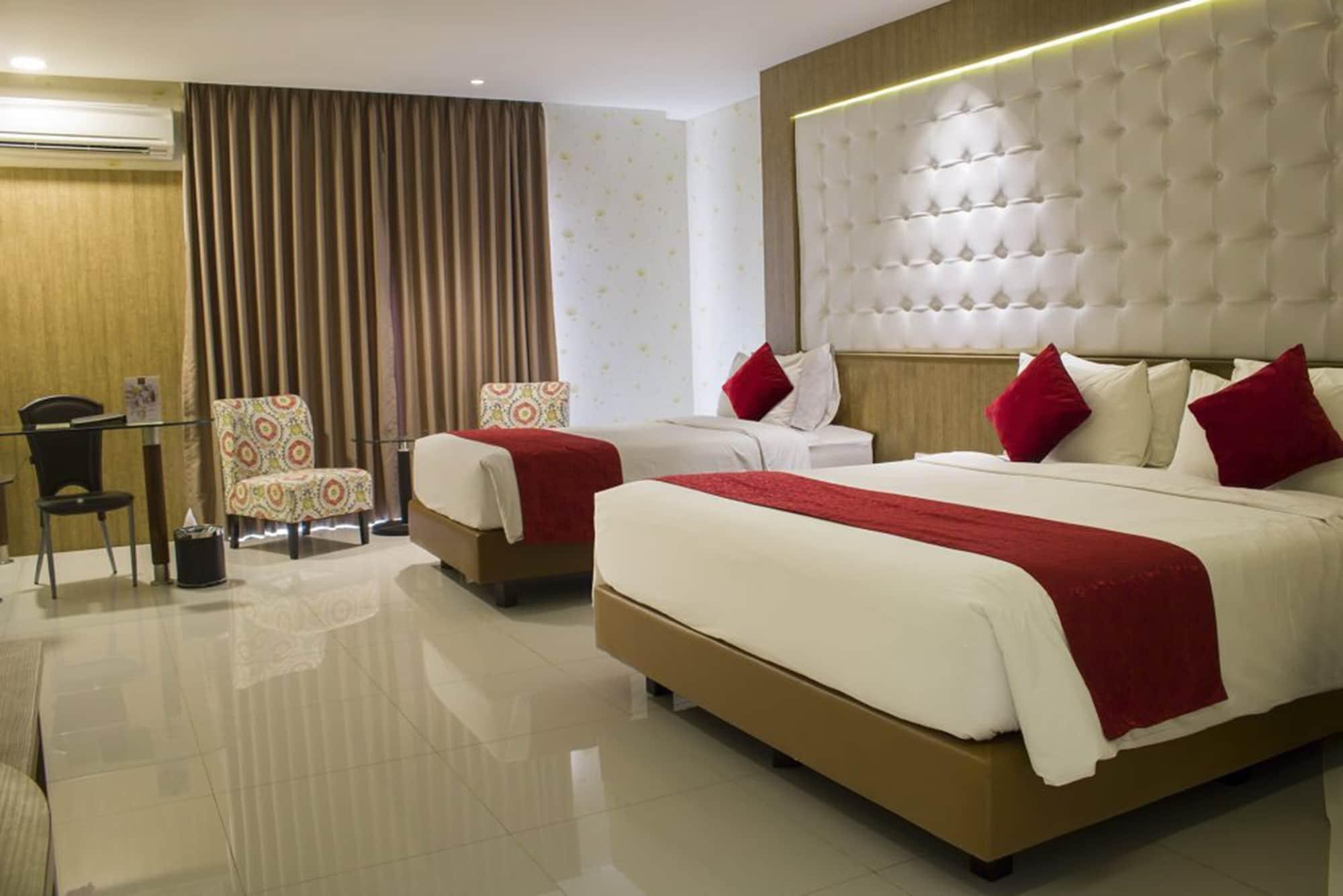 בנדונג West Point Hotel מראה חיצוני תמונה