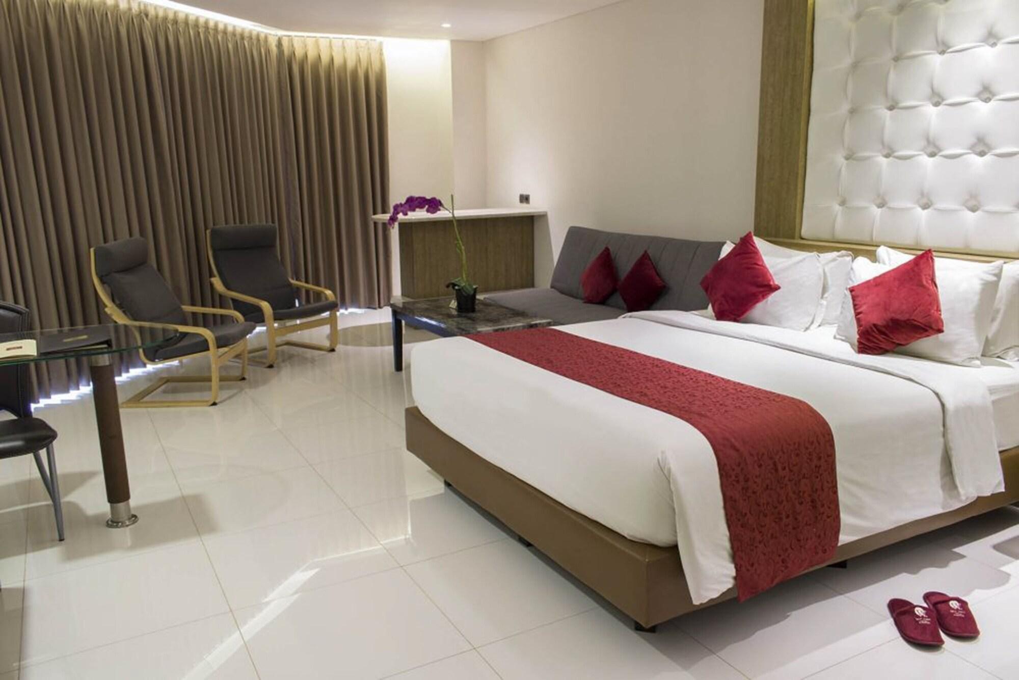 בנדונג West Point Hotel מראה חיצוני תמונה
