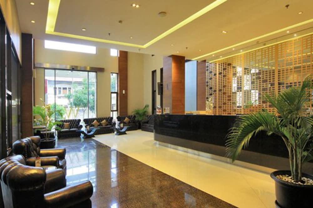 בנדונג West Point Hotel מראה חיצוני תמונה