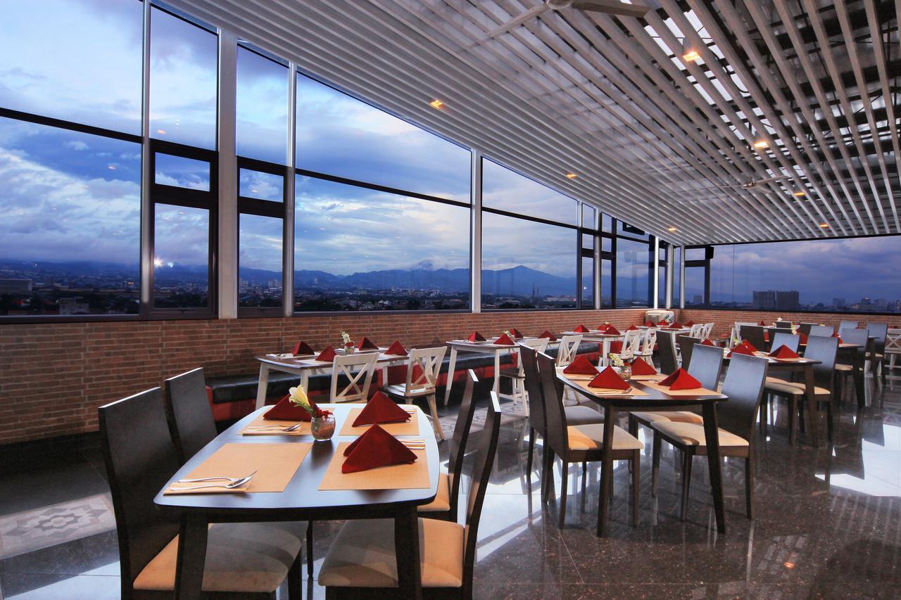 בנדונג West Point Hotel מראה חיצוני תמונה