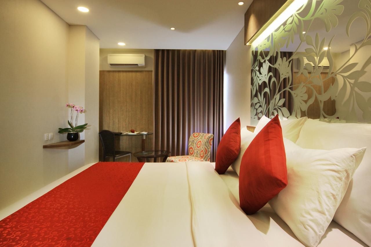 בנדונג West Point Hotel מראה חיצוני תמונה