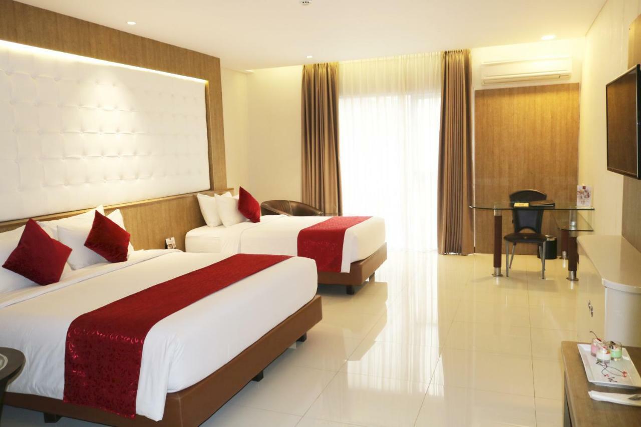 בנדונג West Point Hotel מראה חיצוני תמונה